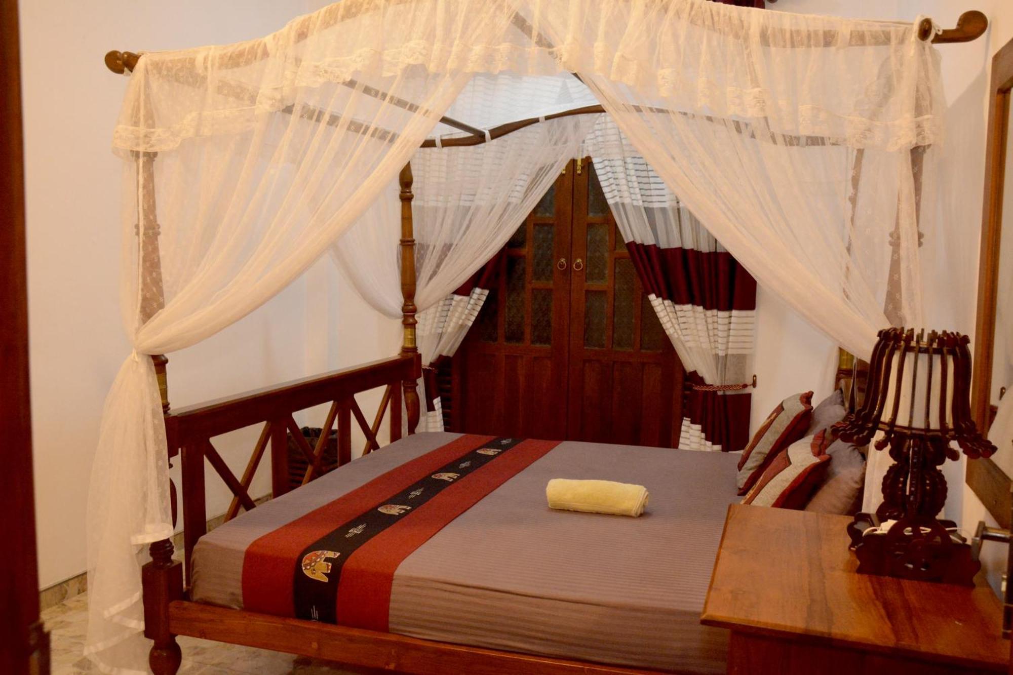 Sumimal Resort Polhena 马特勒 外观 照片